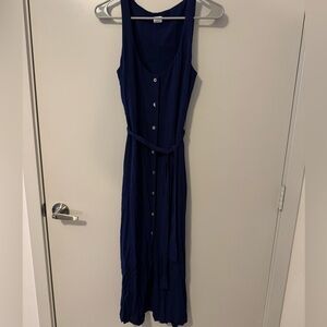 Elegant Navy Blue Sleeveless Dress